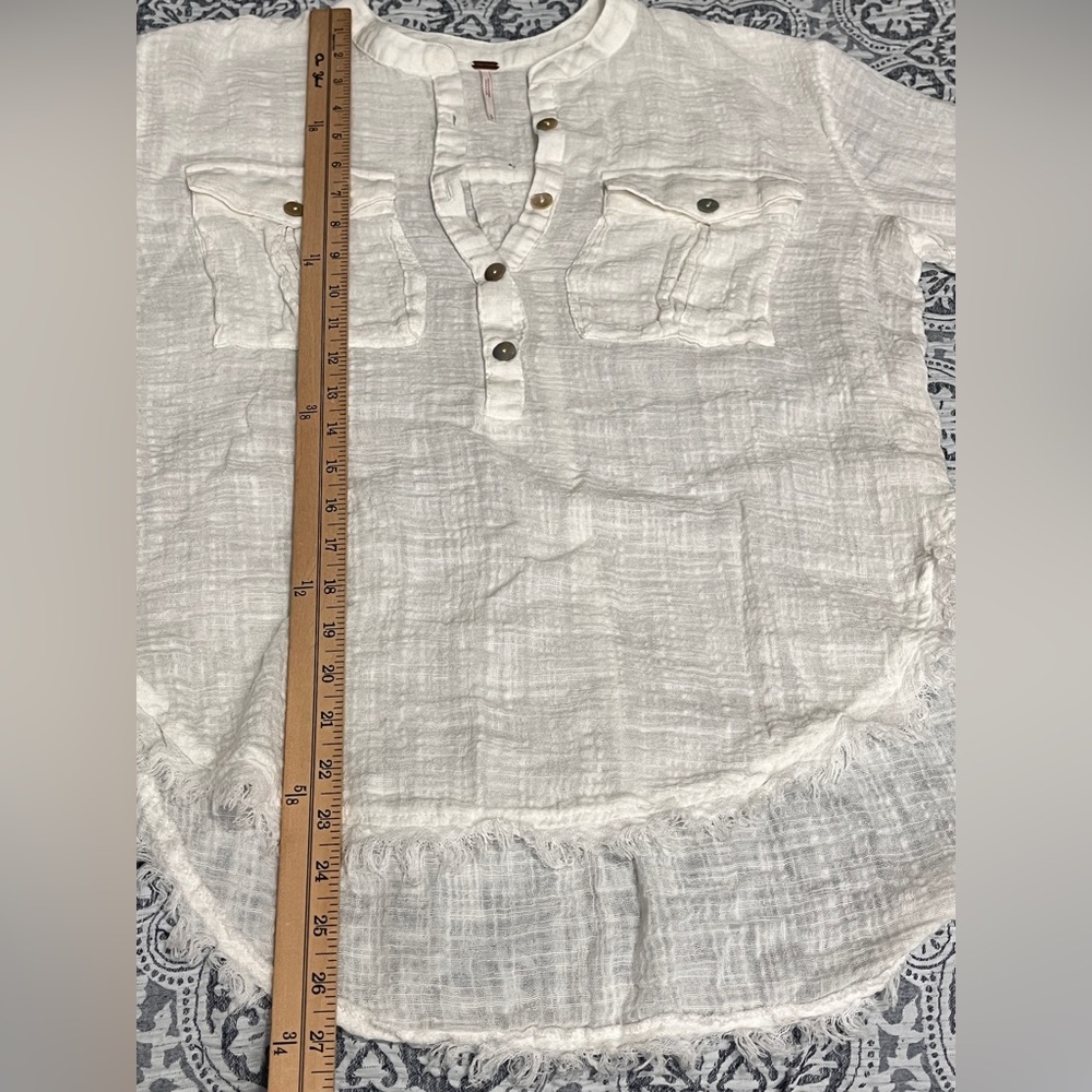 Free People Talk To Me lightweight gauzy button-down shirt in Shite Small - Picture 8 of 11